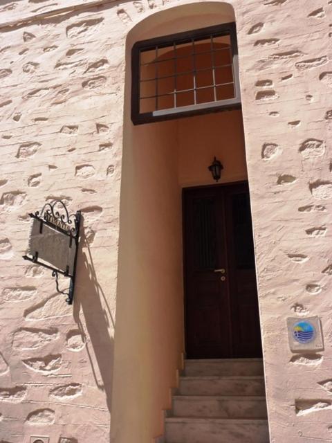 Odos Odysseos Ermoupoli Exterior foto