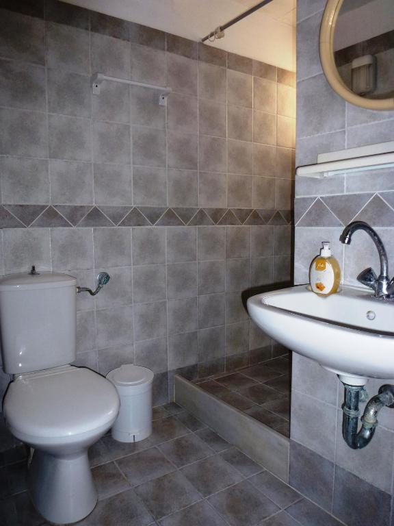 Odos Odysseos Ermoupoli Quarto foto
